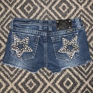 Women’s Miss Me medium wash denim short
